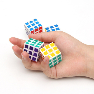 Chất Lượng Cao Mini 3D Ma Thuật <span class=keywords><strong>Cube</strong></span> 3Cm Sáng Tạo Câu Đố Tự Làm Đồ Chơi Giáo <span class=keywords><strong>D</strong></span>ục Cổ Điển Đồ Chơi Tại Một Mức Giá - Product Image 1
