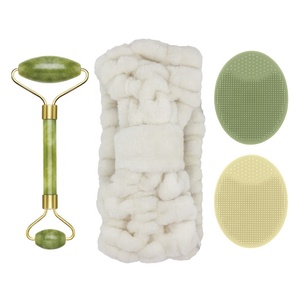 Ensemble d'outils de beauté MEJ : Rouleau de jade, bandeaux pour cheveux, brosse nettoyante faciale en silicone - Product Image 2