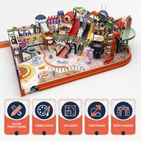 Grande structure de jeux intérieure commerciale pour enfants avec toboggans multi-voies, zone d'activités pour tout-petits et zone d'escalade