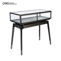 Présentoir à bijoux en acier inoxydable personnalisé verrouillable vitrines en verre Bijouterie tendance Design d'intérieur