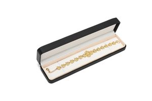 Boîte de rangement pour bijoux en cuir PU haut de gamme personnalisée, forme carrée, doublure en coton, style populaire - Product Image 3