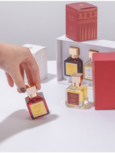 Ensemble de parfums trois pièces Yixiang pour femmes, parfum durable aux notes de rose et de fruits, secrets floraux, parfum transfrontalier pour dames, vente en gros - Product Image 4