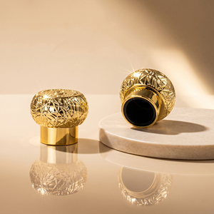 Tapa Dorada Redonda de Alta Calidad de 15 mm, Brillante y Lujosa, Compatible con Varios Frascos de Perfume Premium de 15 mm de Calibre - Product Image 4
