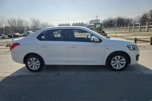 Citroën C-Elysee 2018 1.6L en version Fashion, berline compacte 4 portes 5 places, conduite à gauche - Product Image 3