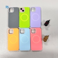 Coque de téléphone en silicone souple pour iPhone 16 Pro Max et vente en gros de coques magnétiques en silicone souple pour iPhone 17 Pro Max