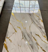 Production rapide, vente en gros de plaques de marbre PVC, finition brillante UV, texture marbre, panneau mural