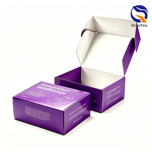 Boîtes d'expédition violettes brillantes et tendance pour la livraison de produits cosmétiques et de soins de beauté - Product Image 1