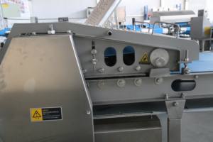 Máquina Prensadora de Carne Fresca Industrial Semi-Automática de 220v/380v para Cerdo, Res, Pollo, Cordero y Pescado, 500-800kg/h - Product Image 6