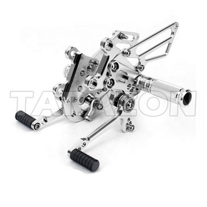 CNC pedane Posteriore set Pedane Per <span class=keywords><strong>Aprilia</strong></span> RSV1000 R <span class=keywords><strong>FACTORY</strong></span> 2009 2010 - Product Image 3