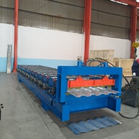 Machine de formage à rouleaux pour panneaux latéraux de conteneurs de transport, machine de fabrication de panneaux de carrosserie de camion en acier galvanisé