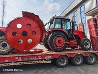 Le dispositif de transmission à chenilles des tracteurs agricoles est utilisé pour assurer un fonctionnement et un maintien au point de vue technique du tracteur stabilisés.