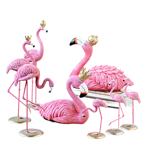 Figurine de flamant rose en résine de style nordique créatif, extra grande, pour la décoration de la maison à Noël et à Halloween - Product Image 1