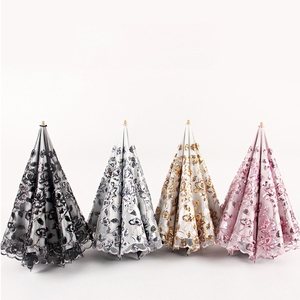 Parasol Rétro en Tissu Lolita Doré Revêtement Noir Parasol Européen Parapluies <span class=keywords><strong>Dentelle</strong></span> Fleur Mariage Mariée - Product Image 4