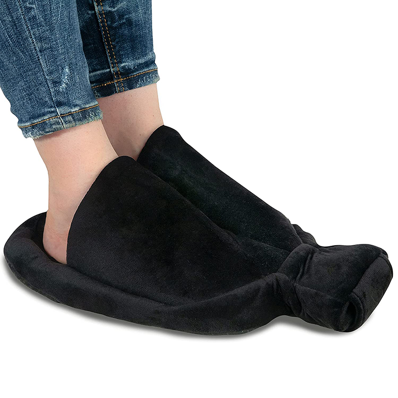high quality manufacturer custom hot water bag rubber and fluffy hot water bottle foot warmer cover