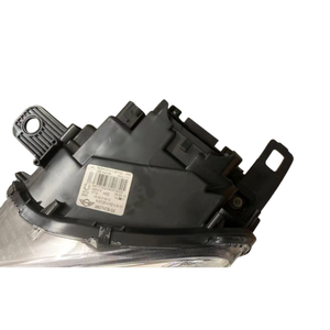 Les phares BMW <span class=keywords><strong>MINI</strong></span> R60 sont presque une nouvelle source de lumière LED avec des pièces démontées d'origine. - Product Image 5