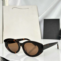 Lunettes de soleil classiques rétro 2026 unisexe, monture carrée en PC, verres dégradés, protection UV400, rose transparent, pour l'extérieur