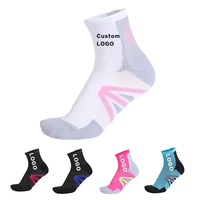Chaussettes de sport respirantes personnalisées pour hommes en coton absorbant la transpiration à séchage rapide, chaussettes de course sans couture tricotées à la cheville pour la gym