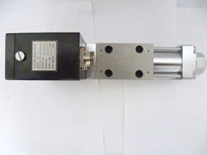 Offre une précision de contrôle extrêmement élevée, peut remplacer la série 633/634, 633-7115 électro-hydraulique - Product Image 6