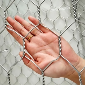 <span class=keywords><strong>Grillage</strong></span> métallique robuste enduit <span class=keywords><strong>de</strong></span> PVC pour gabions, volières, enclos et chantiers <span class=keywords><strong>de</strong></span> construction avec modélisation 3D - Product Image 2