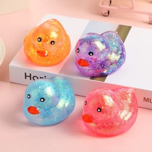 Juguetes Blandos de Descompresión con Forma de Pato Amarillo de Malt Sugar, Juguetes Creativos para Niños, Venta al por Mayor de Fábrica - Product Image 6