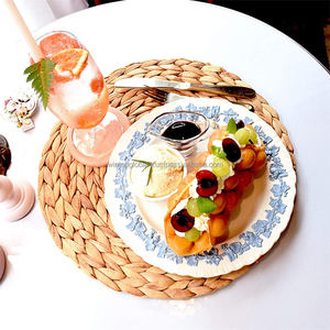 Napperon jetable écologique tissé en jacinthe d'eau en rotin naturel pour le restaurant - Product Image 1