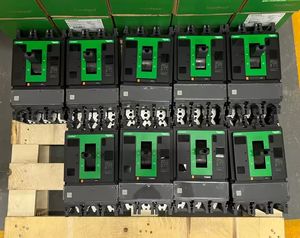 カスタム800A1200A〜4000A LV415V電気制御パネルボックス配電キャビネット開閉装置 - Product Image 2