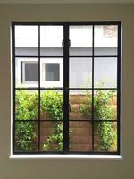Maison française fenêtres à gril fixe persienne en fer rideau en acier verre insonorisé cadre pliant ouvert design extérieur