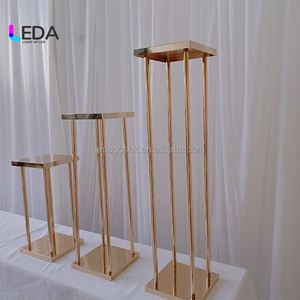 Centro de Mesa LEDA para Decoración de Bodas, Columna Geométrica Alta de Metal Dorado, Soporte para Flores, Florero para Centros de Mesa - Product Image 4