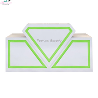 Nouveau design de magasin de spa à la mode comptoir de réception en bois en forme de diamant salon de beauté moderne