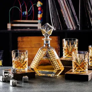 Decanter Whisky Decanter Whiskey Glass Whisky Wine Decanter Set Oem Customize Shape Crystal Transparent Whiskey Decanter Modern Gift BOX Customized Accepted LFGB