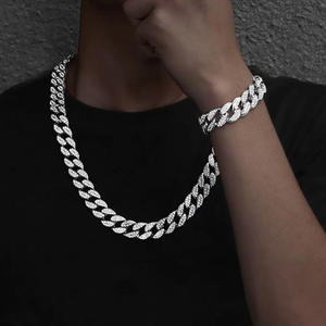 Collier Cubain Miami 16 mm Entièrement Serti de Diamants Style Rappeur Classique Européen et Américain Directement de l'Usine - Product Image 5