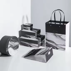 Sac à provisions en papier kraft épais imprimé sur mesure avec poignées solides - Product Image 6