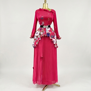 Robe plissée Miyake décontractée pour <span class=keywords><strong>femme</strong></span> <span class=keywords><strong>grande</strong></span> <span class=keywords><strong>taille</strong></span>, imprimée, à volants, coupe trapèze, longue, en stock, vente en gros - Product Image 2
