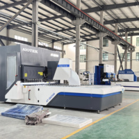 Dobladora de Paneles CNC de Aluminio Totalmente Automática AIOTEK de 2500 mm con Motor y Bomba ATC, Motor y Engranaje de 125 KW para Doblado de Acero Inoxidable
