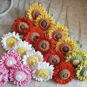 Bellissimo fiore artificiale per l'arredamento della casa e idee regalo di laurea grande doppio strato girasole all'uncinetto con semi - Product Image 1