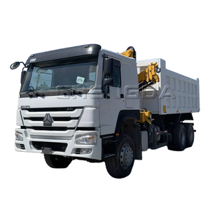 <span class=keywords><strong>Camion</strong></span> à <span class=keywords><strong>benne</strong></span> basculante Sinotruck Howo 6x4 20 tonnes <span class=keywords><strong>avec</strong></span> <span class=keywords><strong>grue</strong></span>, <span class=keywords><strong>camion</strong></span> <span class=keywords><strong>avec</strong></span> prix d'usine à vendre - Product Image 1