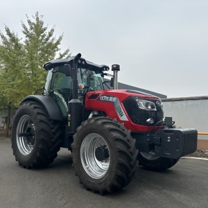 Trattore Agricolo 4x4 da 240 CV per Lavori Forestali Pesanti e Falciatrice per Prati - Product Image 2