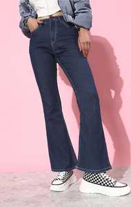 Jean en denim pour femme, confortable, écologique, coupe bootcut, délavé au sable, teint en pièce, respirant, lavable, couleur unie, taille mi-haute, collection automne - Product Image 2