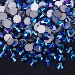 Venta al por mayor de pedrería termoadhesiva 3D de base plana SS10-SS30, cristales de vidrio a granel para apliques en vestidos y accesorios de bikini para mujer - Product Image 2