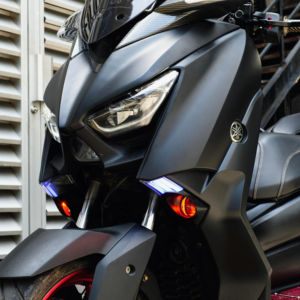 <span class=keywords><strong>XMAX</strong></span> 250 300 2017 2018 20212022 LÁMPARA DE SEÑAL LED DE MOTOCICLETA DE ALTA CALIDAD LUZ TRASERA MODIFICADA AUTOMÁTICA - Product Image 1