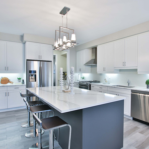 Kingkonree Tùy Chỉnh Tops Lấp Lánh Màu Đỏ Màu Đỏ Màu Hồng Thiết Kế Nhà Bếp Đá Bàn Rắn Bề Mặt Nhà Bếp Bàn, Vanity Đầu - Product Image 1