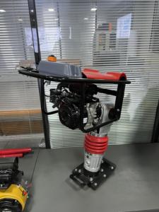 Trabajos de construcción HCR125 Tamping Rammer Compactador de gasolina Mini Tamping Rammer Buena calidad Tamping Rammer - Product Image 6