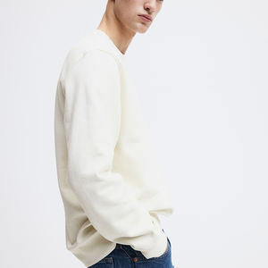 เสื้อสเวตเตอร์แขนยาวของผู้ชายเสื้อสเวตเตอร์แขนยาวหลายสีใส่สบายดีไซน์ใหม่สำหรับฤดูหนาว - Product Image 4