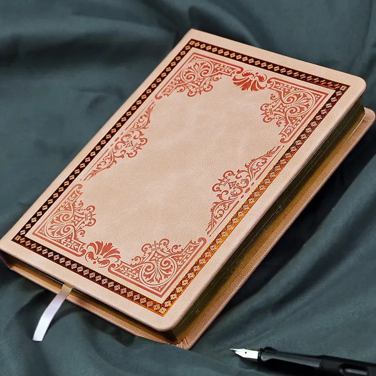LABON Cahier d'écriture en cuir PU fait à la main Vintage Journal couverture rigide rétro gaufré Cadeau personnalisé