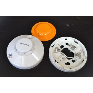 เครื่องตรวจจับควันแบบโฟโตอิเล็กทริกไร้รหัส รุ่นมาตรฐาน NOTIFIER SD-751 ของใหม่ อุปกรณ์สมาร์ทโฮม มีสินค้าในสต็อก - Product Image 2