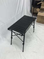 Table de camping pliable portable, design enroulable avec sac de transport, idéale pour l'intérieur/l'extérieur, le camping, la cour, le barbecue, la terrasse, le pique-nique