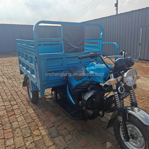 Potente Triciclo TVS King <span class=keywords><strong>de</strong></span> 200cc a Gasolina, Carrocería Abierta para Uso Adulto, Transporte <span class=keywords><strong>de</strong></span> Carga <span class=keywords><strong>de</strong></span> Alta Capacidad, Triciclo Motorizado Económico - Product Image 1