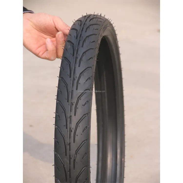 إطار دراجة نارية رخيص صيني أمامية وخلفية بدون أنبوب داخلي لـ Maxxis