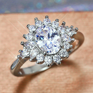 Anello Girasole per Donne, Design Floreale, Anello da Indossare Quotidianamente - Product Image 6