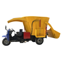 Nuova Macchina Miscelatrice e Tritatrice per Mangimi Avicoli, Autopropulsa, Mini TMR con Motore Diesel, Capacità 3 Tonnellate/Ora, Acciaio Resistente
